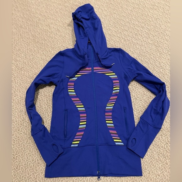 A73 Lululemon Stride Vibrant Blue Rainbow logo Jacket sz 4 - Picture 2 of 8